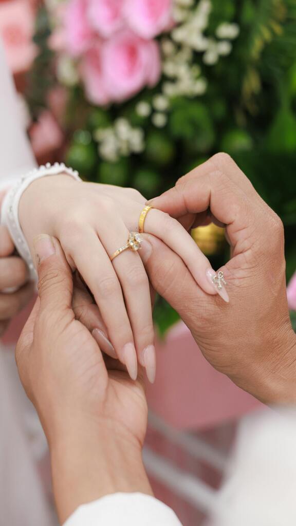 Should You Divorce or Stay Married? 10 Questions to Ask Yourself